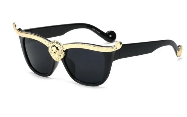 buy-blue-haired-woman-with-lion-head-sunglasses-online-wild-278