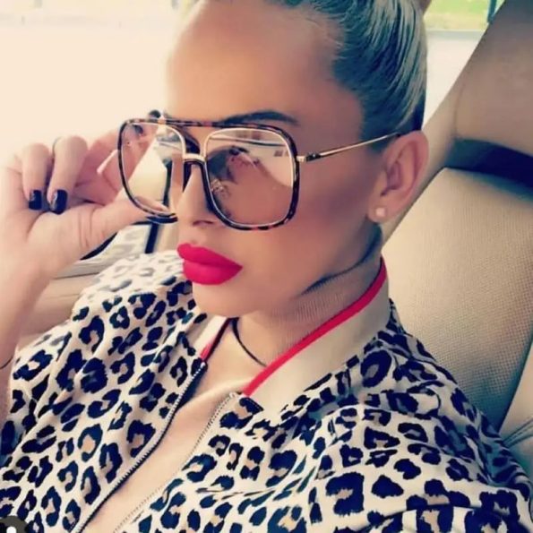 buy-white-cap-oversized-retro-sunglasses-look-online-877
