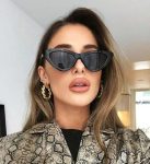 buy-woman-with-sunglasses-hat-and-scarf-online-at-vintage-cat-787